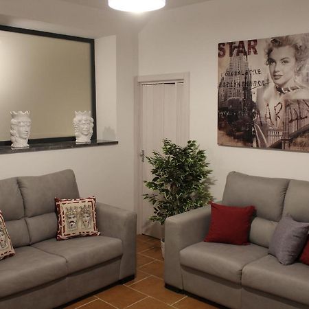 Zisa Home - ai Cantieri Culturali Palermo Exterior foto