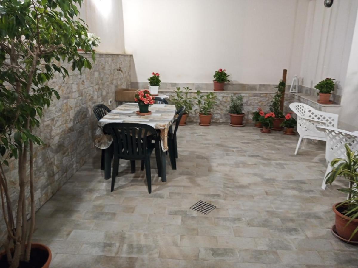 Zisa Home - ai Cantieri Culturali Palermo Exterior foto